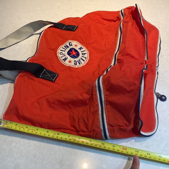 New Kipling Imagine Pack Tote Large Red black foldable  with tags ⭐️⭐️⭐️⭐️⭐️ - Picture 5 of 17